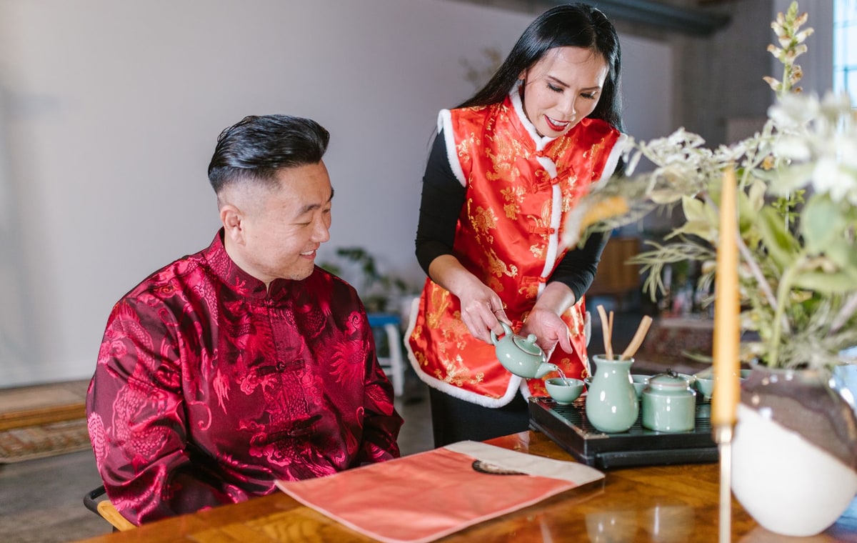 Chinese wedding tea ceremony order rehearsal handoff